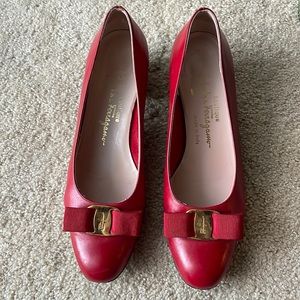 Salvatore Ferragamo Boutique Vara Bow Pumps